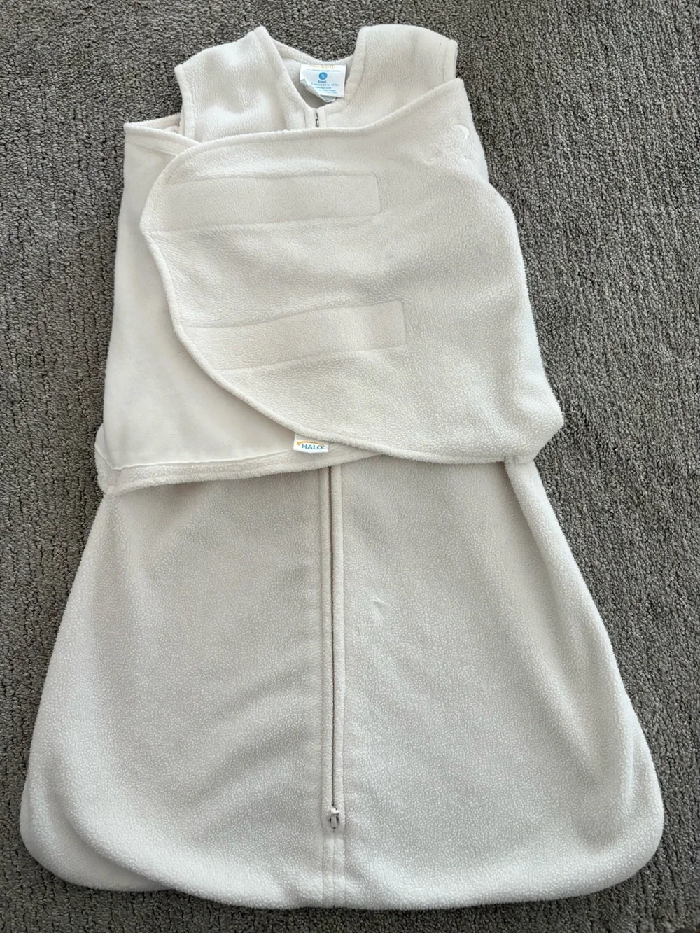 Halo Sleepsack Swaddle- size small (3 to 6 months)/fleece
